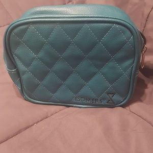 TEAL QUILTED ISOMERS TRAVEL BAG 7x5x4